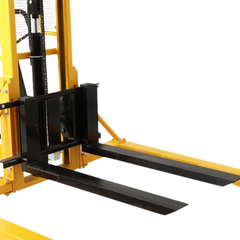 500kg Straddle Leg Fork Stacker-Hammerox Industrial