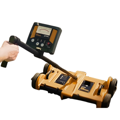 DEC Scanner with Flight Case DS2 - Tramex-Hammerox Industrial